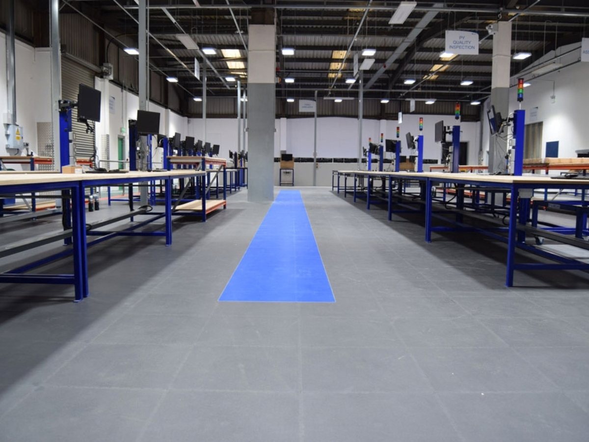 Flexi-Tile ECO PVC Industriefliesen in einem betrieblichen Anwendungsbereich
