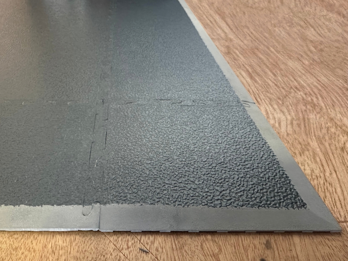 Flexi-Tile Seitenteil mit passendem Eckprofil